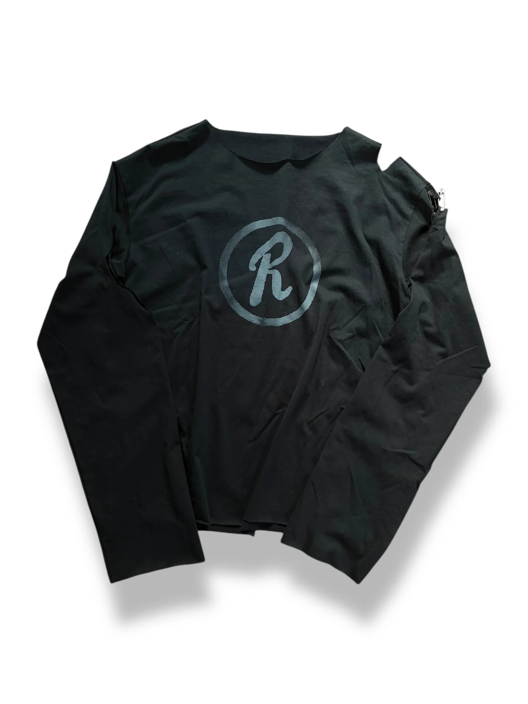 (Black) Ripped longsleeve - Image 5